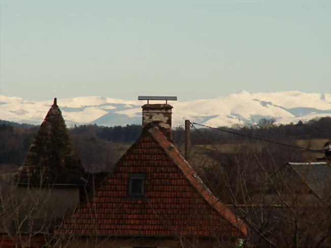 Vue depuis Le Redon en hiver, sur les monts du Cantal - Chenailler-Mascheix (19120) - Corrèze