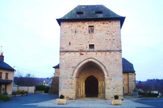 L'église Saint-Marcel - Lagraulière (19700) - Corrèze
