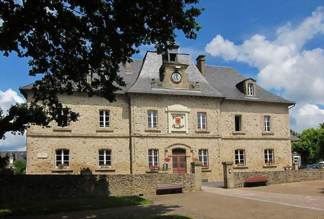 La mairie - Marcillac-la-Croisille (19320) - Corrèze