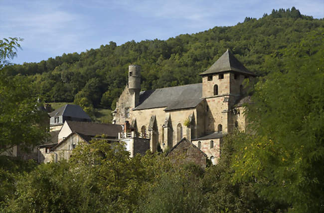 L'église Saint-Pierre-ès-Liens - Noailhac (19500) - Corrèze