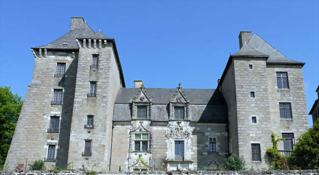 Noailles - Le château du bourg - Noailles (19600) - Corrèze