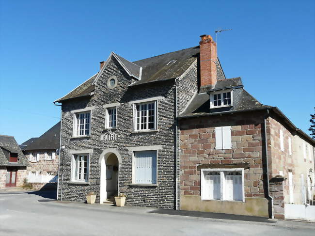 La mairie de Saint-Viance - Saint-Viance (19240) - Corrèze