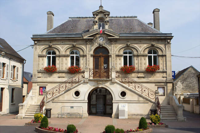 L'hôtel de ville - Bruyères-et-Montbérault (02860) - Aisne