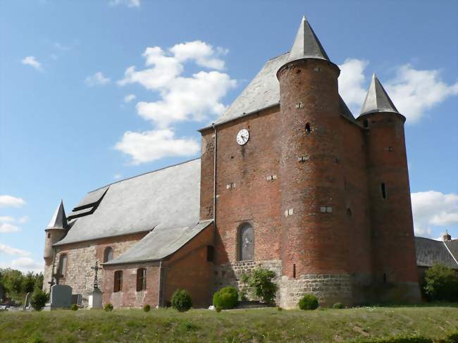 Église fortifiée d'Englancourt - Englancourt (02260) - Aisne