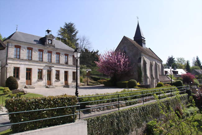 La place de la Mairie - Fleury (02600) - Aisne