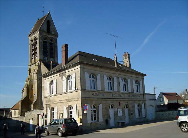La Mairie et l'église - Largny-sur-Automne (02600) - Aisne