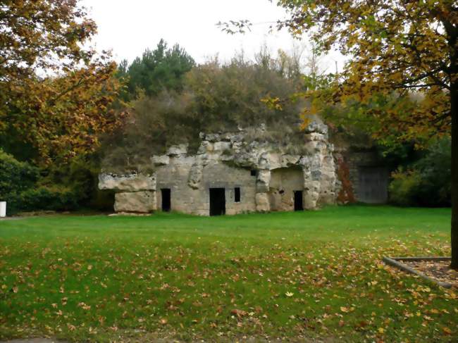 Habitation troglodyte à Maast-et-Violaine - Crédits: Anceaux/Panoramio/CC by SA