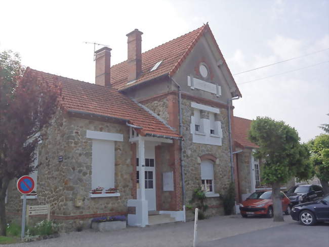 La mairie - Menneville (02190) - Aisne