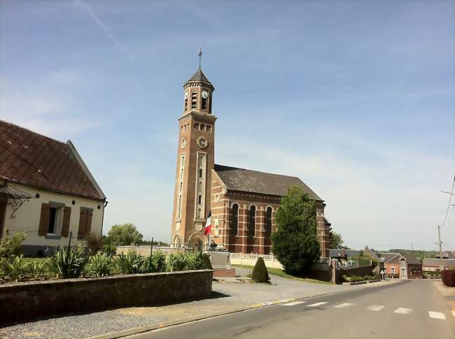 Église paroissiale Saint-Nicolas - Oisy (02450) - Aisne