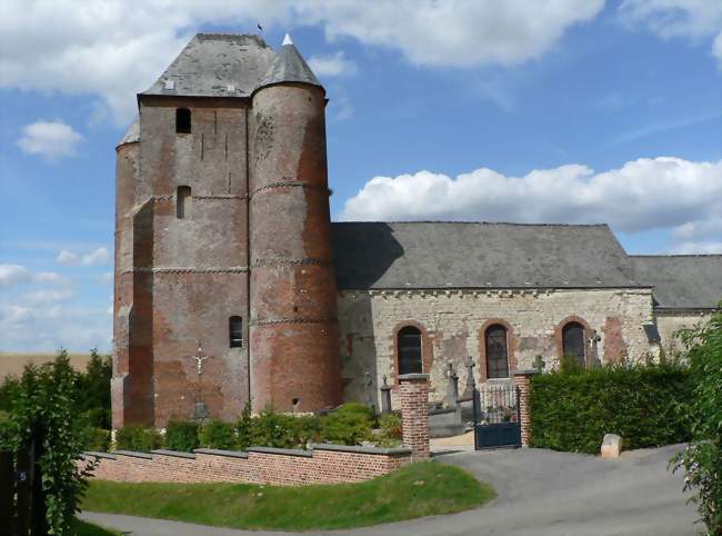 Église fortifiée de Prisces - Prisces (02140) - Aisne