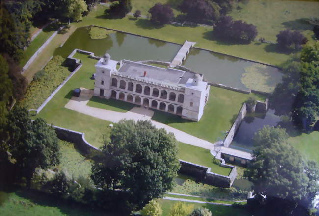 Château de Chailvet - Royaucourt-et-Chailvet (02000) - Aisne