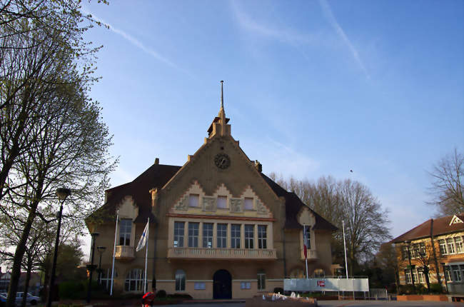 L'hôtel-de-ville - Tergnier (02700) - Aisne