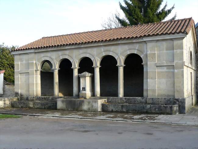 Lavoir de Bligny-le-Sec - Bligny-le-Sec (21440) - Côte-d'Or