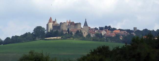 Vue sur le village - Châteauneuf (21320) - Côte-d'Or