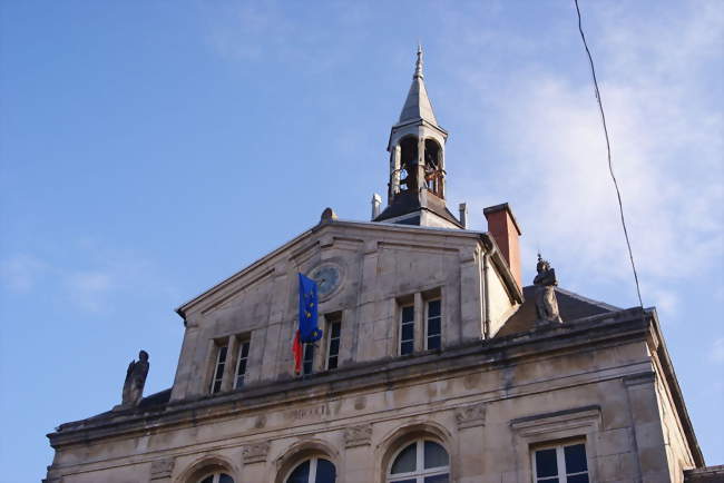 Fronton de la mairie de Recey-sur-Ource - Recey-sur-Ource (21290) - Côte-d'Or