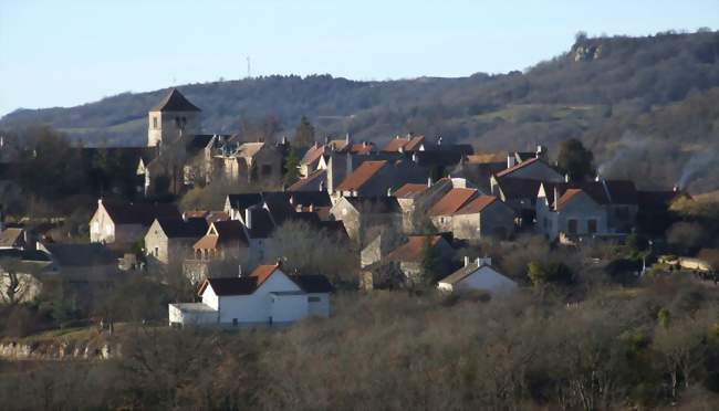 Printemps de vignes et villages