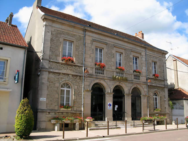 La mairie - Sombernon (21540) - Côte-d'Or