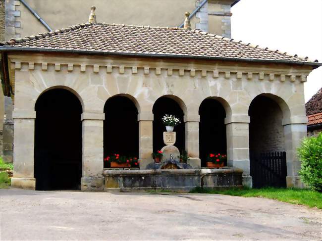 Urcy - Le lavoir - Urcy (21220) - Côte-d'Or