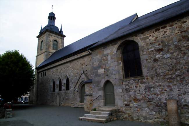 L'église Saint-Pierre - Caulnes (22350) - Côtes-d'Armor