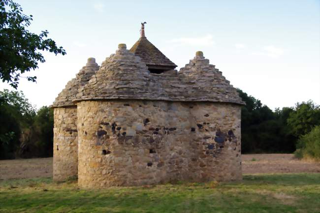 Pigeonnier de l'ancien manoir de Vaujoyeux - Planguenoual (22400) - Côtes-d'Armor