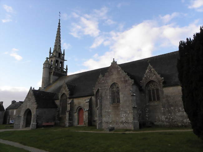 L'église paroissiale Saint-Pierre de Plounévez-Moëdec - Plounévez-Moëdec (22810) - Côtes-d'Armor