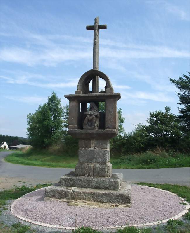 Le calvaire de la Croix-Rouge - Pont-Melvez (22390) - Côtes-d'Armor