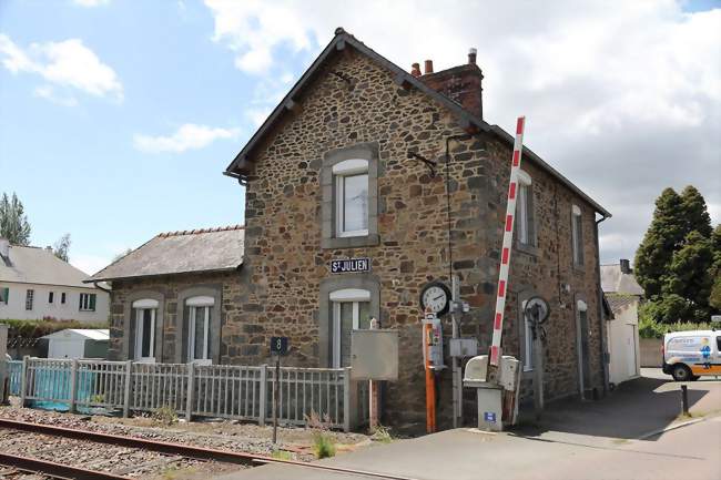 La gare - Saint-Julien (22940) - Côtes-d'Armor