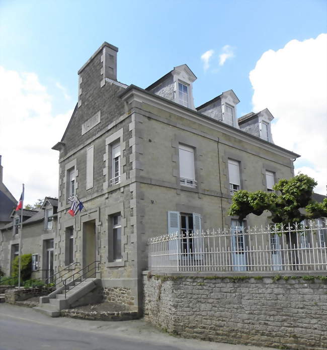 Mairie-École de Saint-Juvat - Saint-Juvat (22630) - Côtes-d'Armor