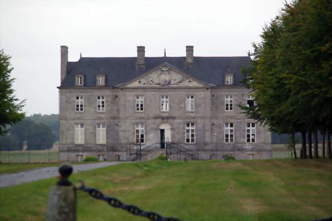 Le château de Chalonge - Trébédan (22980) - Côtes-d'Armor