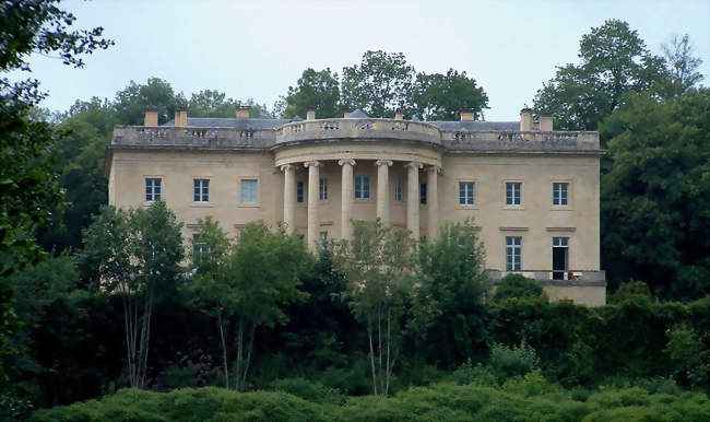 Le château de Rastignac à La Bachellerie - La Bachellerie (24210) - Dordogne