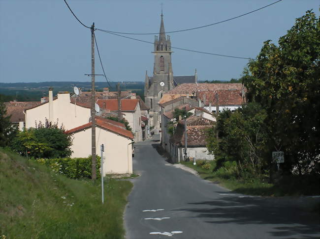 Le village et l'église de Bouniagues - Bouniagues (24560) - Dordogne