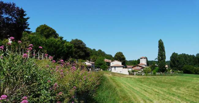 Le village de Bussac - Bussac (24350) - Dordogne