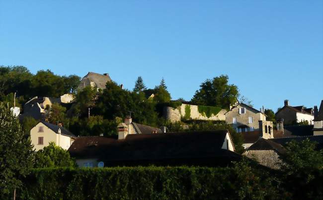 Le village de Coly - Coly (24120) - Dordogne