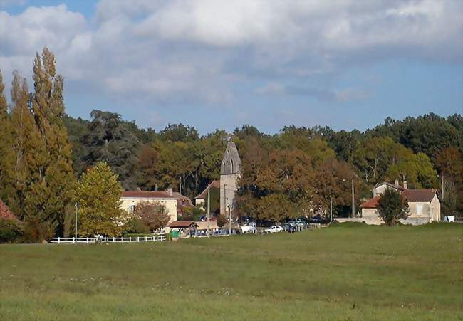 Le village d'Église-Neuve-d'Issac - Église-Neuve-d'Issac (24400) - Dordogne