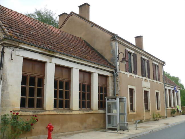 Mairie-école de Grives - Grives (24170) - Dordogne