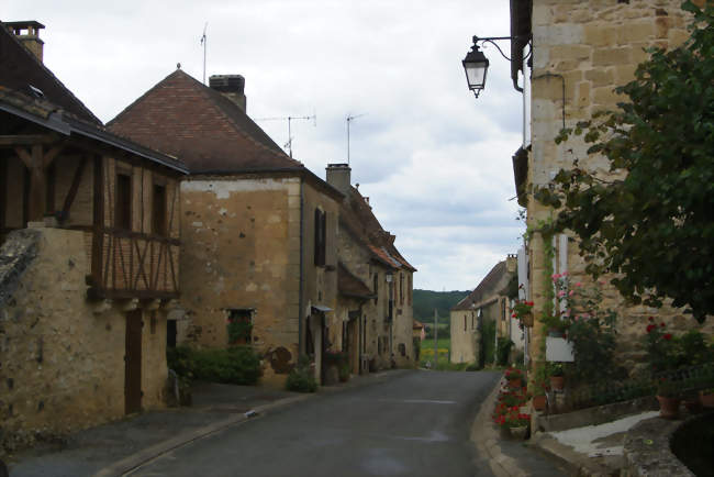 Ouvrier(ère) polyvalent(e) d'entretien des bâtiments