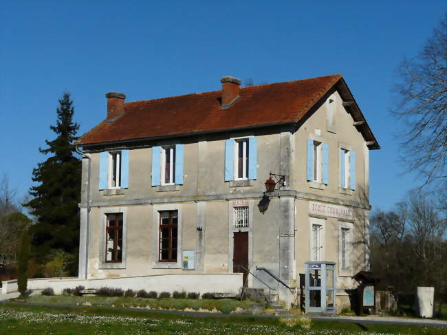 La mairie de Ponteyraud - Ponteyraud (24410) - Dordogne