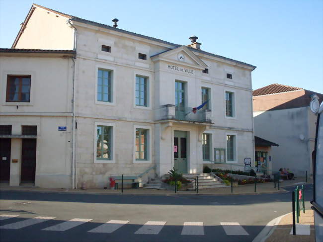 La mairie de Saint-Pardoux-la-Rivière - Saint-Pardoux-la-Rivière (24470) - Dordogne