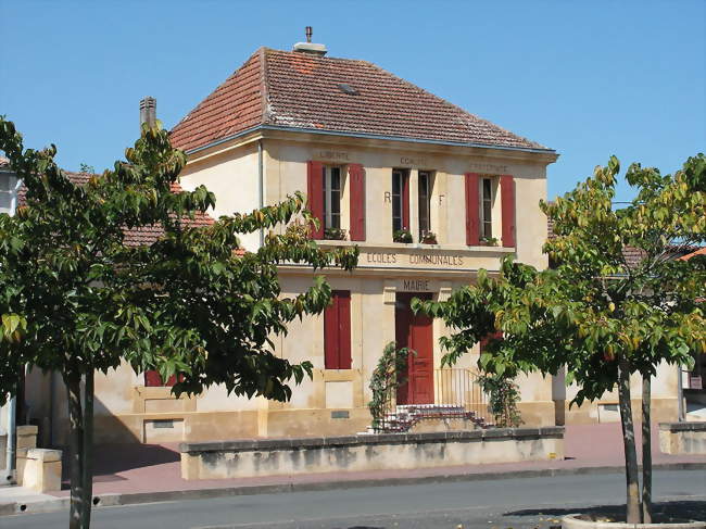 La mairie de Saint-Pierre-d'Eyraud - Saint-Pierre-d'Eyraud (24130) - Dordogne