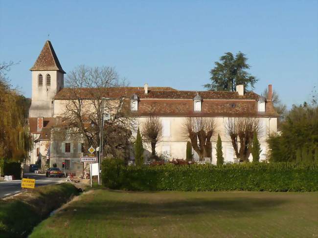 L'église du bourg de Vanxains - Vanxains (24600) - Dordogne