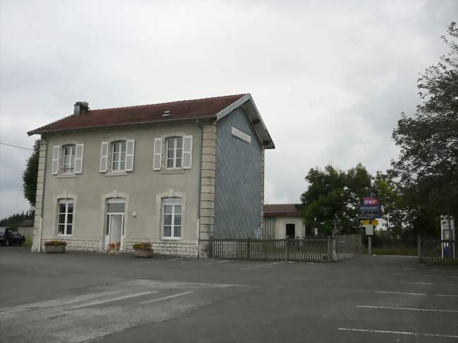 La gare d'Avoudrey - Avoudrey (25690) - Doubs
