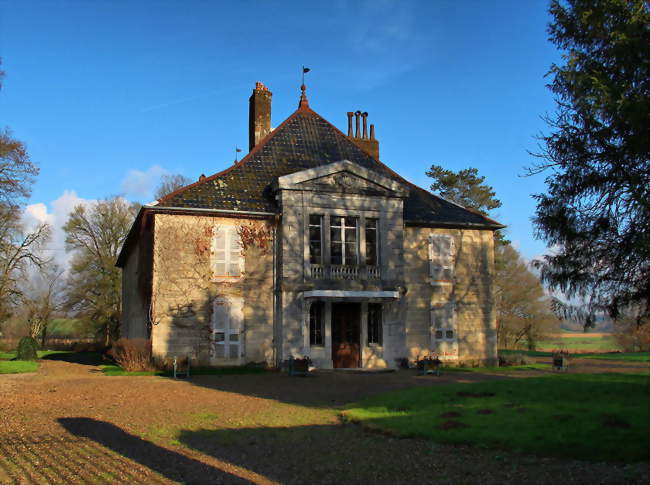 Château de Chevigney-sur-l'Ognon - Chevigney-sur-l'Ognon (25170) - Doubs