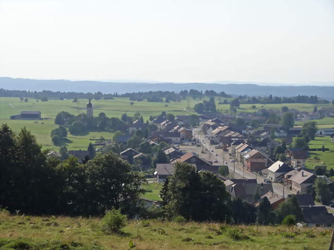 Vue générale depuis la chapelle du Tourillot - Les Fourgs (25300) - Doubs