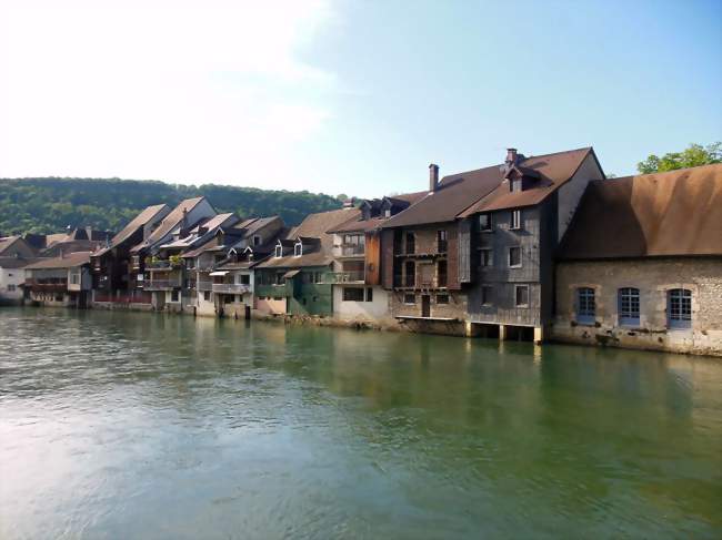 Maisons sur la Loue - Ornans (25290) - Doubs