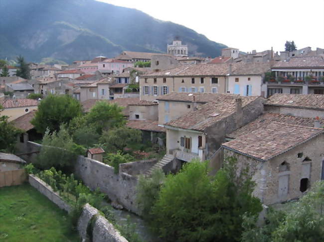 Vue générale depuis l'est - Die (26150) - Drôme