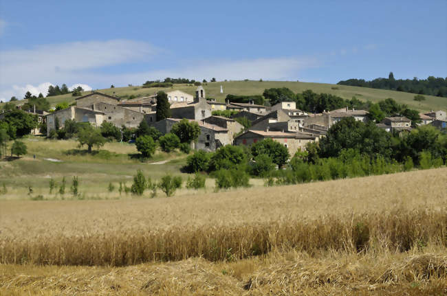 le village - Francillon-sur-Roubion (26400) - Drôme