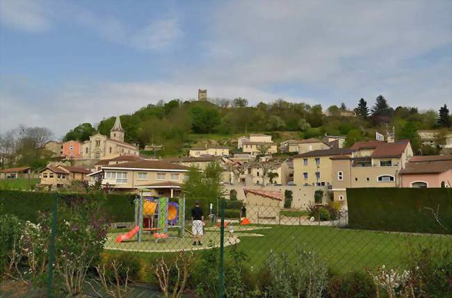 le village et sa tour - Mercurol (26600) - Drôme