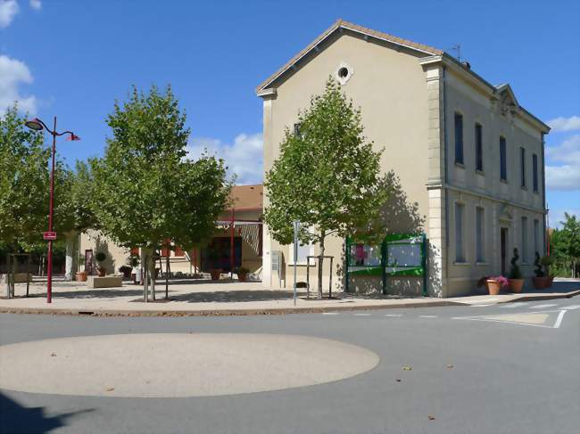 La mairie - Saint-Paul-lès-Romans (26750) - Drôme