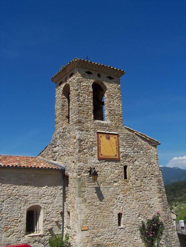Le clocher de léglise et son cadran solaire - Saint-Sauveur-en-Diois (26340) - Drôme