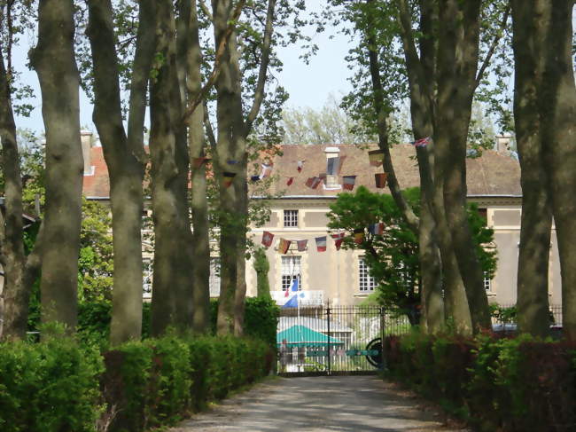 Château de La Pérouze - Saint-Sorlin-en-Valloire (26210) - Drôme